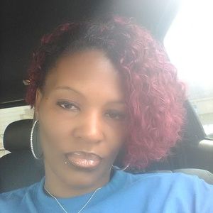 Meet your Posher, Toni